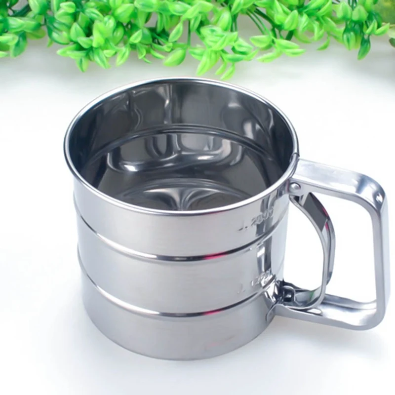 Hand-held Stainless Steel Flour Sieve Cup Powder Sieve Mesh Knife Baking Kitchen Gadget For Cakes Hand-screened Sugar Mesh Sieve