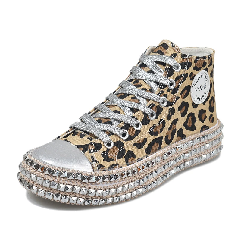

Sneakers Women 2020 Spring Autumn New Fashion Casual Leopard Rivet Lace Up Large Size Ladies Canvas Flats Leisure Shoes Woman