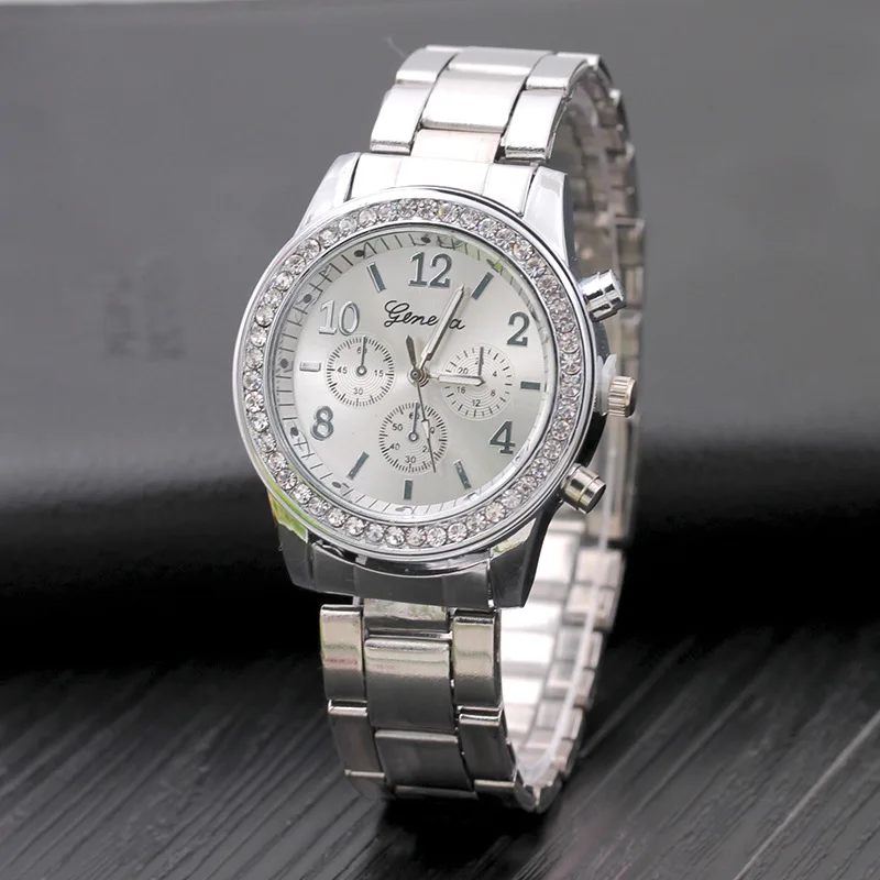 Новые часы женские классические Geneva роскошные женские часы женские s полностью стальные хрустальные металлические наручные часы Relogio Feminino Reloj Mujer - Цвет: Серебристый