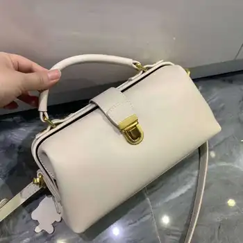 

2020 Spring New Women's Cow Leather Clip Bag Shoulder Messenger Bag Fashion Leather Doctor Bag