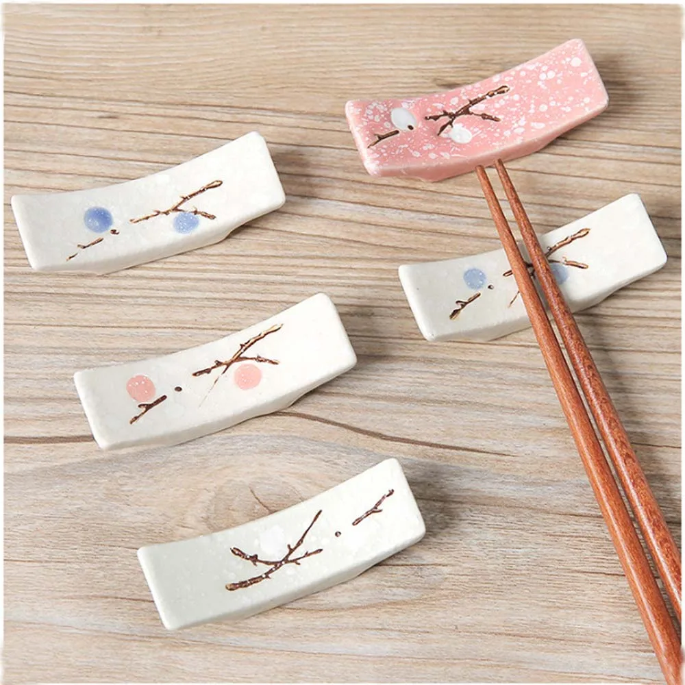 1 pcs Japanese Style Ceramic Snowflake Design Chopsticks Holder Spoon