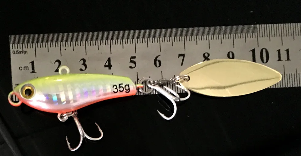 

Faux Iron Plate Shore Sequin Japan Lure Long Shot VIB Lure Angling 50 Yuan qian yu er 22g35g