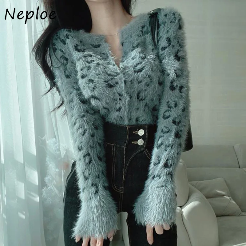 Neploe Temperament Stylish V-neck Cardigans Women Zipper Leopard Jacquard Knitted Sweater Jacket Woman Fall Winter 2021 New Tops |