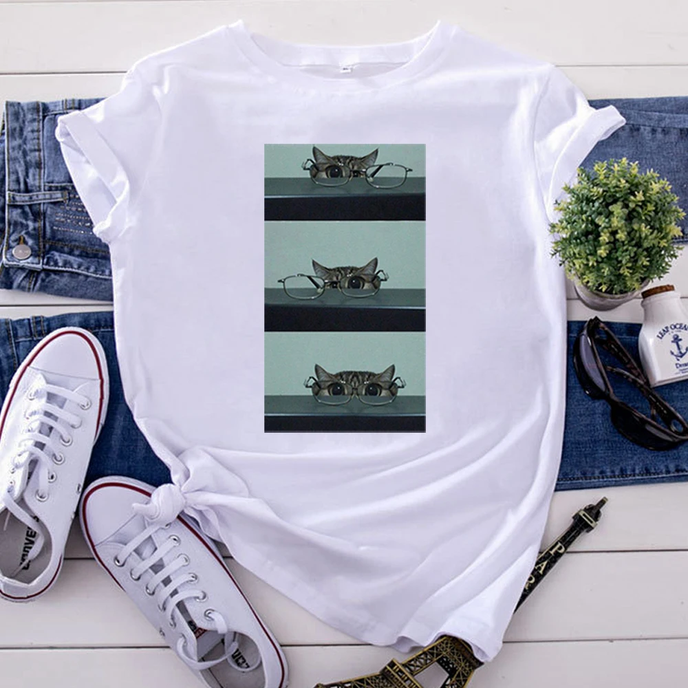 Tshirt For Woman Cute Cat Wearing Glasses Funny Print Women T Shirt Goth Korean Style Womens T-Shirt Harajuku Fashion Clothes