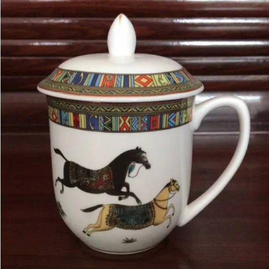 Palota Tea Csésze Extravagáns Futó Ló Arany Kézfogás Borító Kávé Bögre Porcelán Kézműves Európa Kerámia Pohár Fedéllel - Image 2