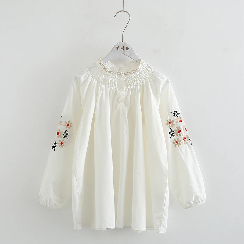 

Daisy flowers embroidery cotton white shirt female