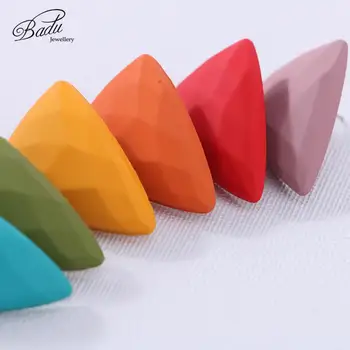 

Geometric Earrings Triangle Irregular Six-color Surface Simple Ladies Earrings Personality Fashion Wild Girl Exquisite Gift