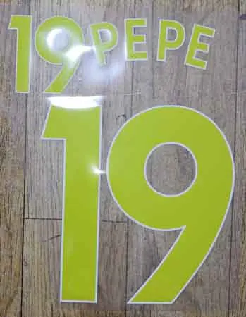 19-20 3-й от PEPE MKHITARYAN TORREIRA GIROUD BELLERIN aubareyang WALCOTT LACAZETTE OZIL RAMSEY MKHIARYAN именной патч, значок - Цвет: Латунь