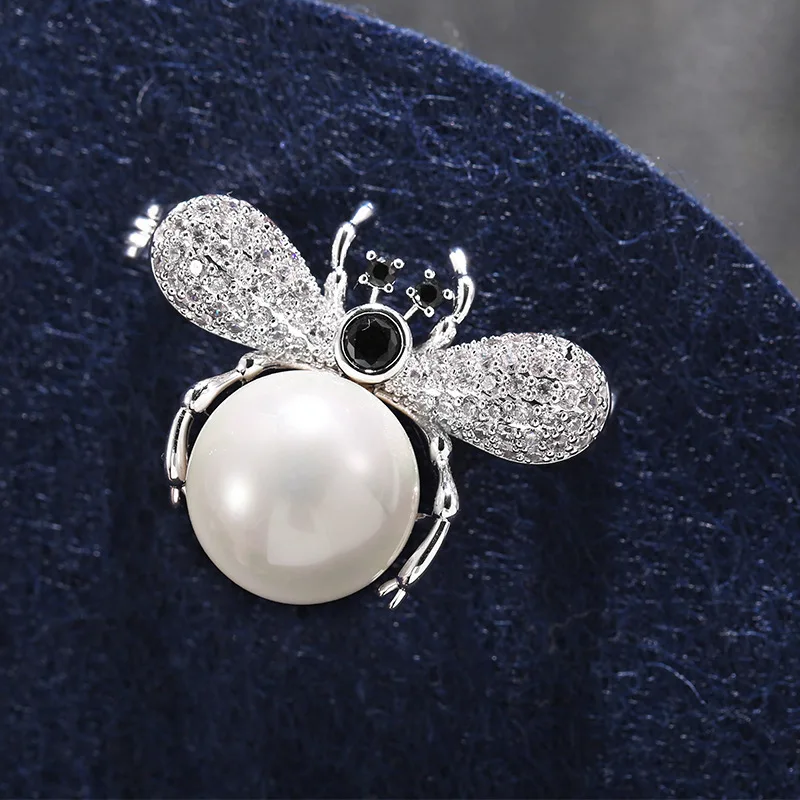 

Europe And America New Style Retro Cool Insect Delicacy Simple Metal Pearl Brooch Suit Pendant