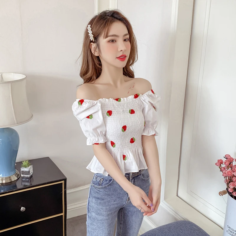 

2021 SummerWomen Sweet Puff Sleeve High Waist Top Retro One word collarShort Sleeve Strawberry top Women's Fashion Koreanl