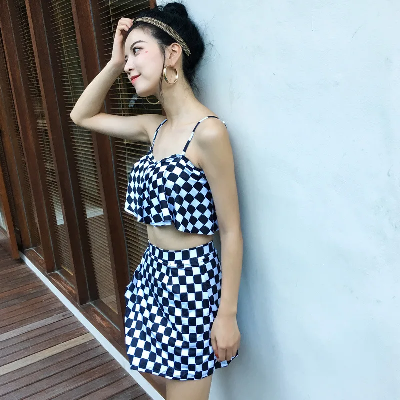 

Two-piece Swimsuits Women's Two-Piece Set Black And White Lattices Small Bust Gathering Skirt Slimming Bubble Hot Spring Holiday
