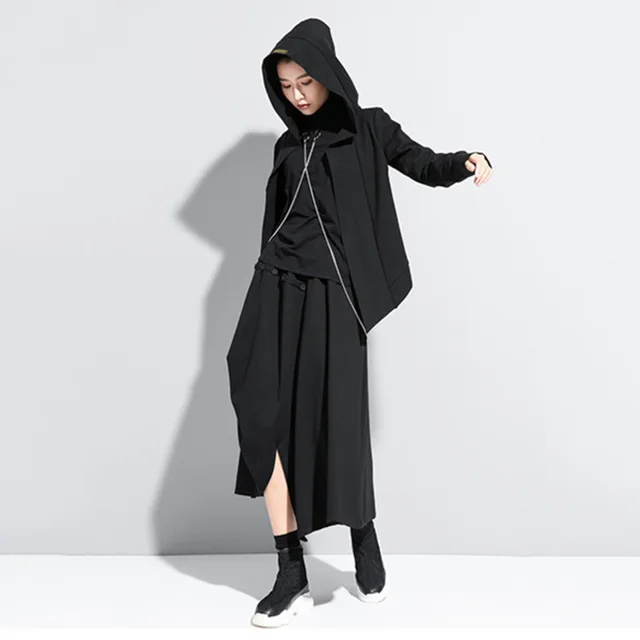 [EAM] Loose Fit Black Brief Irregular Short Jacket New Hooded Long Sleeve Women Coat Fashion Tide Spring Autumn 1Z591