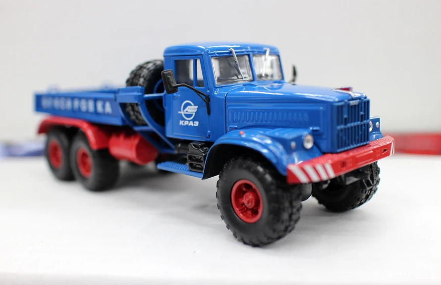 Коллекционная литая игрушка, модель, подарок, 1:43, масштаб, СССР, Россия, краз 255в1, грузовик, транспортер, модель для украшения