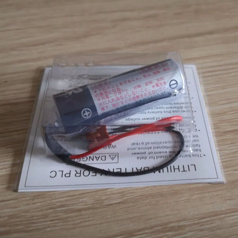 10 шт. Omron CS1W-BAT01 3,6 В литиевая батарея plc пакет с вилкой для TOSHIBA ER17500V/3,6 V ER17500 3,6 V 2700mAh батарея
