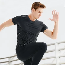 Спорт на открытом воздухе Футболка впитывающие пот дышащие Круглый воротник с коротким рукавом летние Бег одежда для занятия спортом