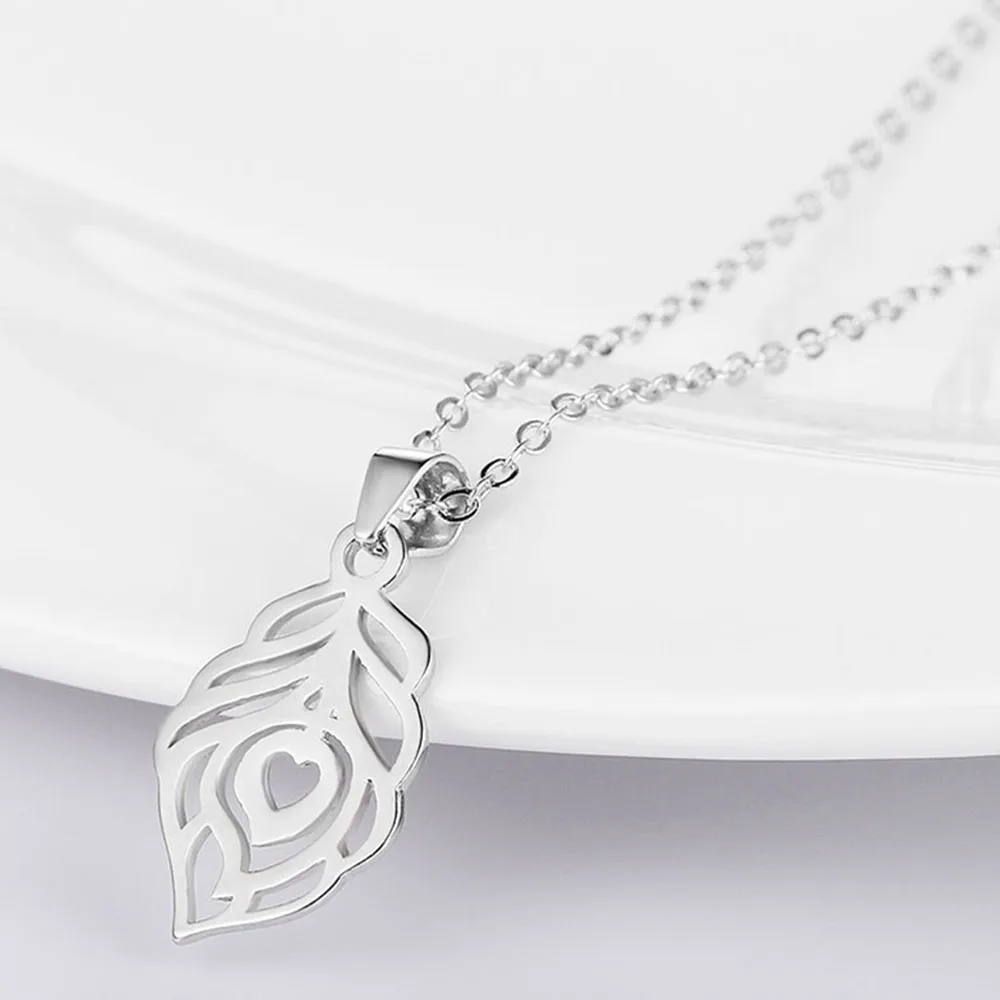 10690852325_1182436196