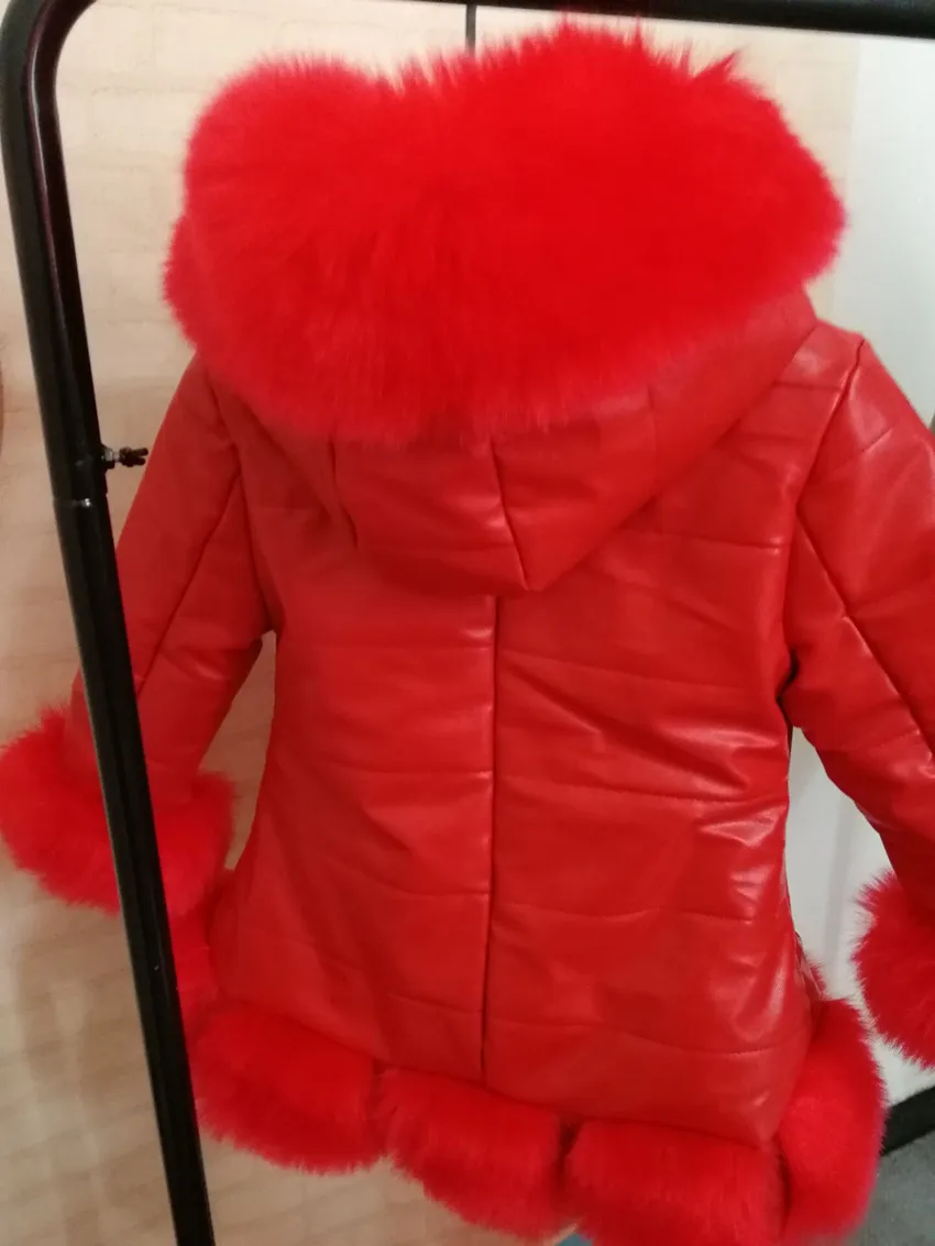 Детская куртка из искусственной кожи с капюшоном и воротником из искусственного меха в стиле пэчворк для девочек зимняя утепленная верхняя одежда Modis детская шубка Y1892