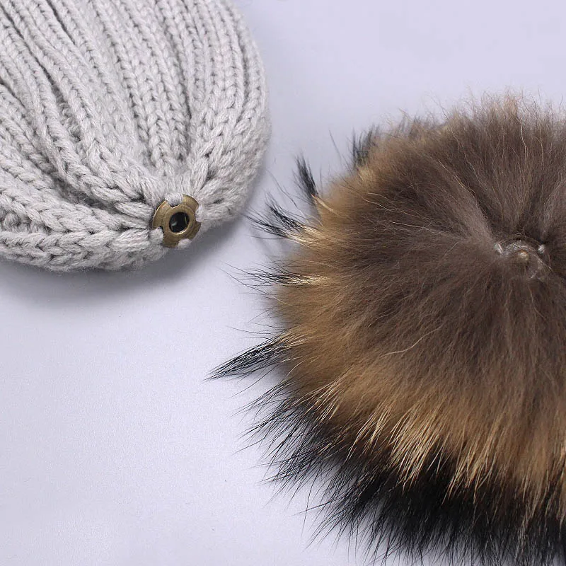 Eltern-Kind-Caps-Nettes-Kind-Baby-Pompon-Winter-Hut-Schal-Sets-Reale-Nat-rliche-Pelz-Ball (3)