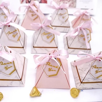 

50 pcs Triangular Pyramid Marble Candy Box Wedding Favors and Gifts Boxes Chocolate Box Bomboniera Giveaways Boxes Party Supply