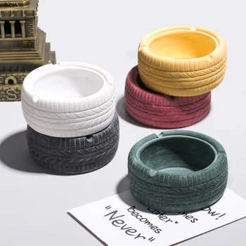 

Vintage Resin Tire Ashtray Retro Home Decoration Accessories Creative Portable Ashtray Desktop Decor Ornament Crafts Gifts