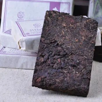 

2018 Yr Aged Tea Yun Nan Pu-erh Shu Ripe Pu-erh Brick 250g