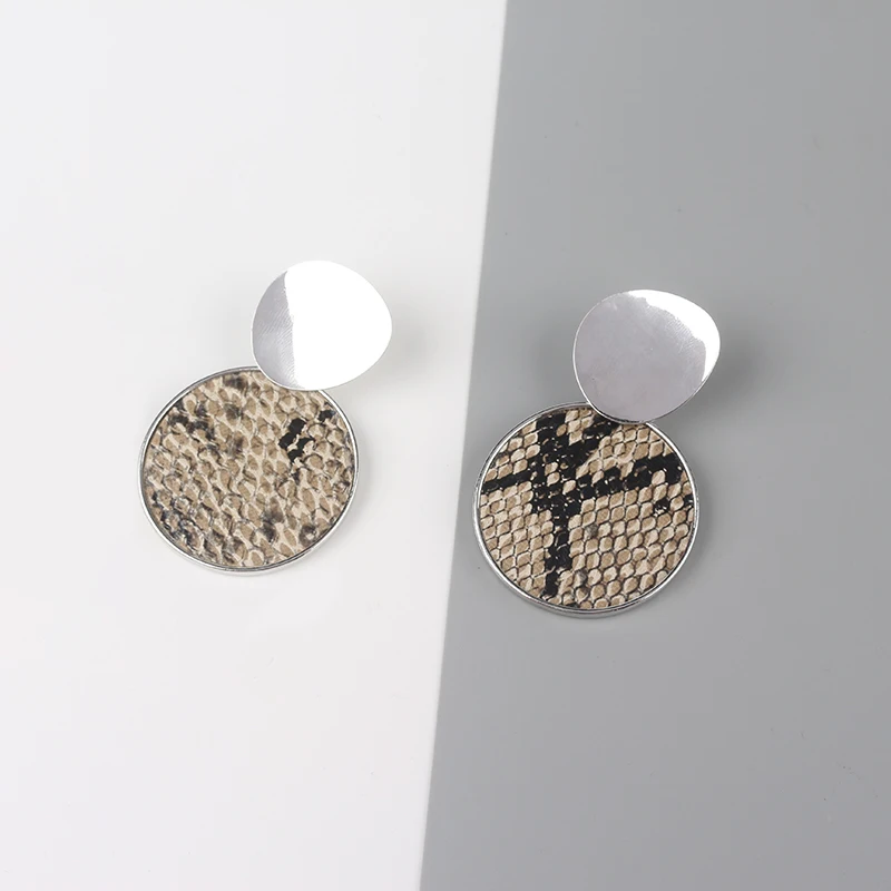 

Personality Snake Skin Print Drop Earrings for Women Punk Vintage Leather Big Statement Earrings Metal Indian Earrings Jewelry