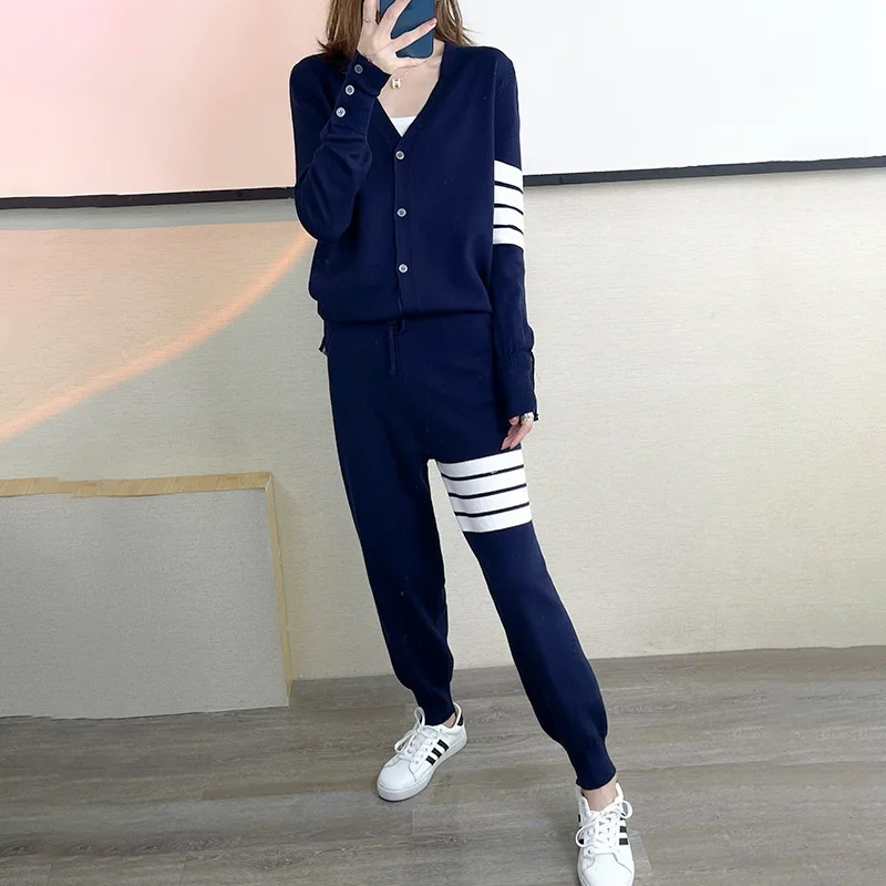 TB suit women's V-neck stripe knitted color matching sweater cardigan coat casual age reducing Harlem Leggings two piece set