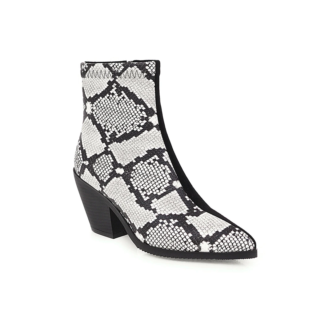 Брендовые женские зимние ботинки со змеиным принтом женские ботильоны ковбойские сапоги Вестерн на платформе с острым носком женская обувь на толстом каблуке botas - Цвет: White