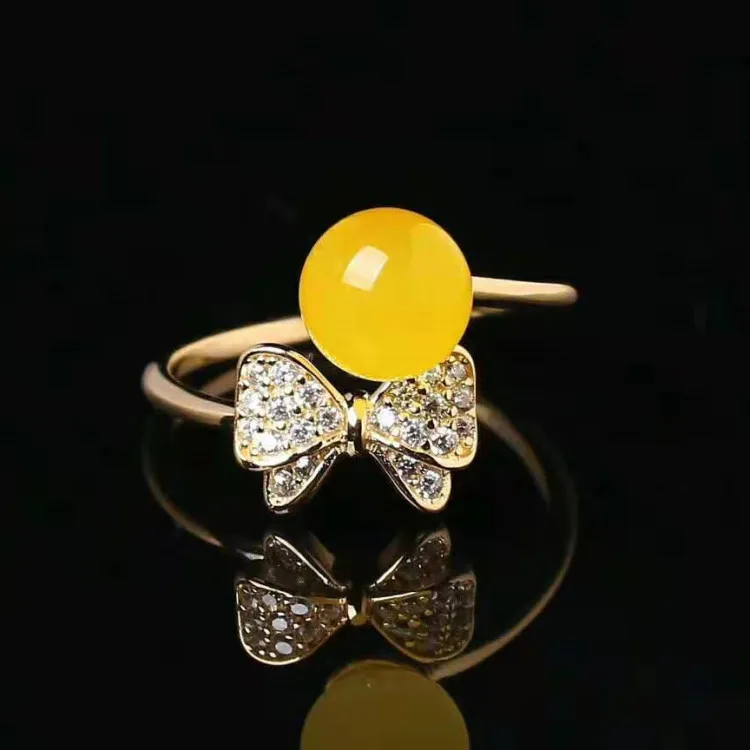 

Global Multicolored Hong Kong Silver 18k Gold 7mm Natural Beeswax Adjustable Ring Resistance Oxide