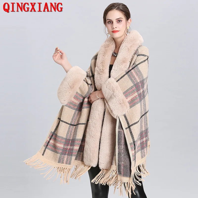 

2020 Faux Fur Open Stitch Loose Coat Big Pendulum Hat Capes Women Winter Thick Outwear Long Batwing Sleeves Plaid Tassel Cloak