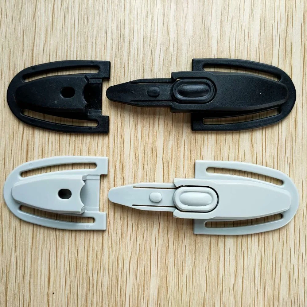 4 poinr buckle