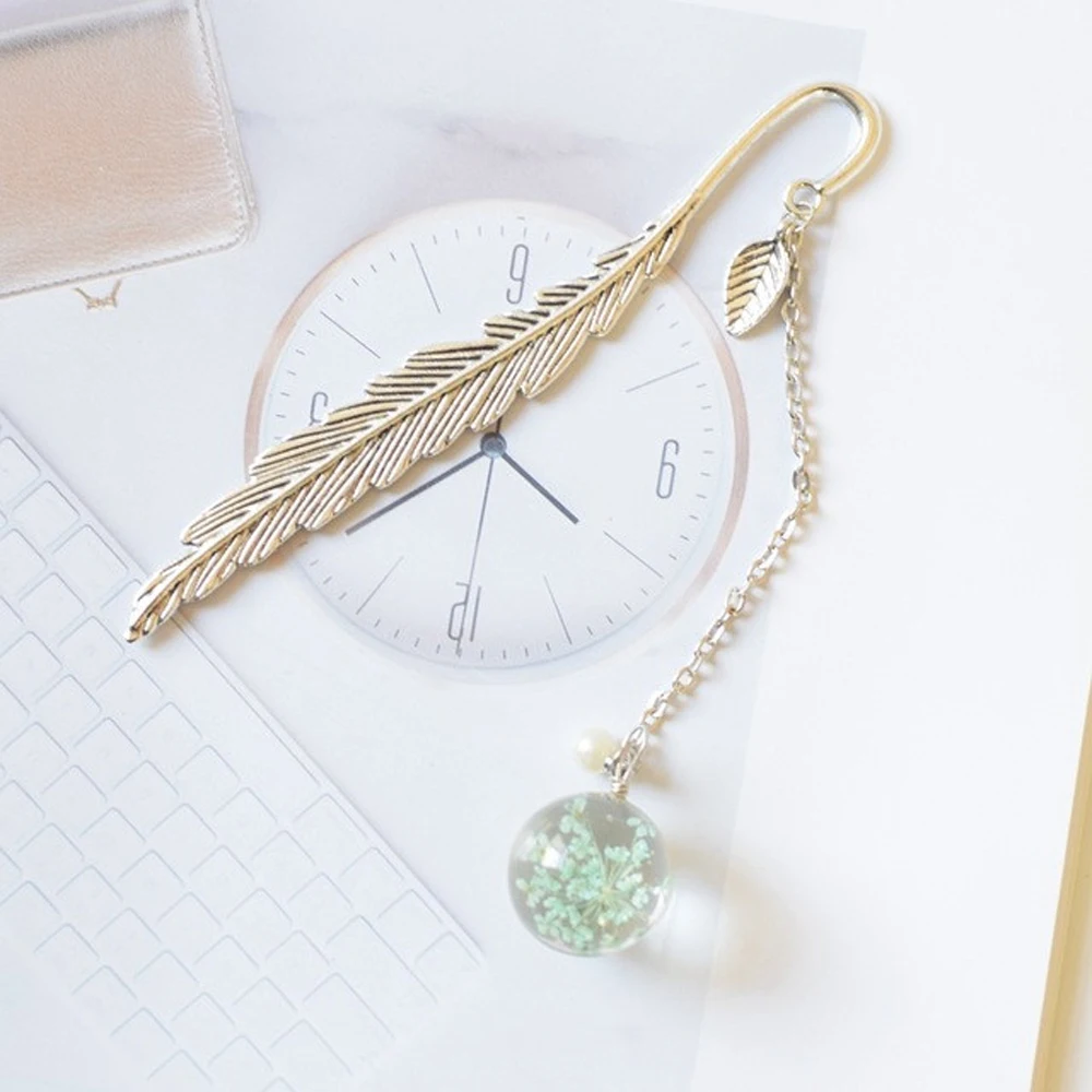 1Pc Flower Specimens Crystal Pendant Ball Bookmarks Feather shape Metal Tassel Vintage Book Mark School Office Supply | Канцтовары для