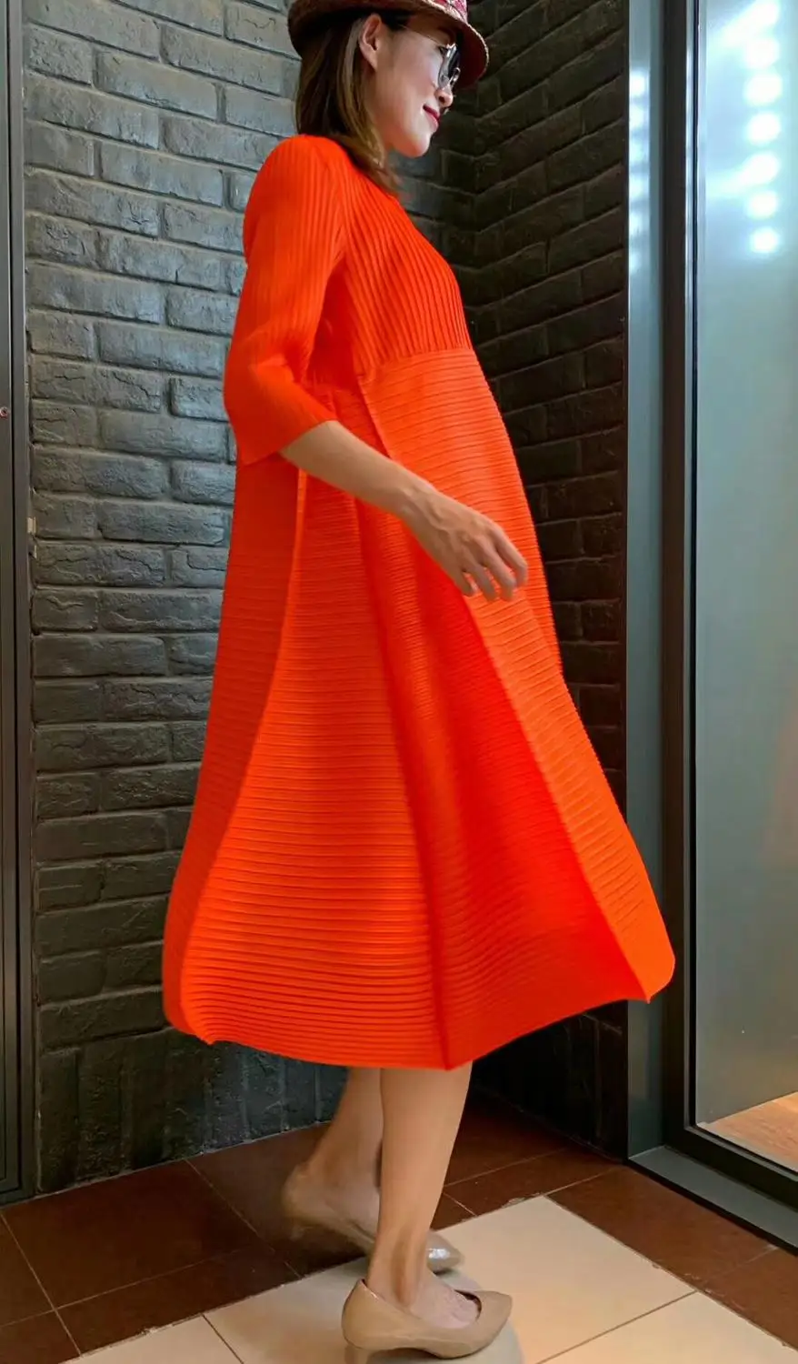 Горячая Miyake fold в женское леопардовое платье с круглым вырезом три четверти рукав бутон платье