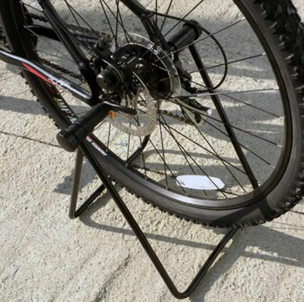 В наличии стойка для парковки велосипеда задняя поддержки хранения fiets