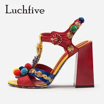 

Flowers T-Strap Sandals Women Daisy Flock Balls Decor Sandals Buckle Square High Heel Summer Shoes Wedding Ladies Shoes Woman