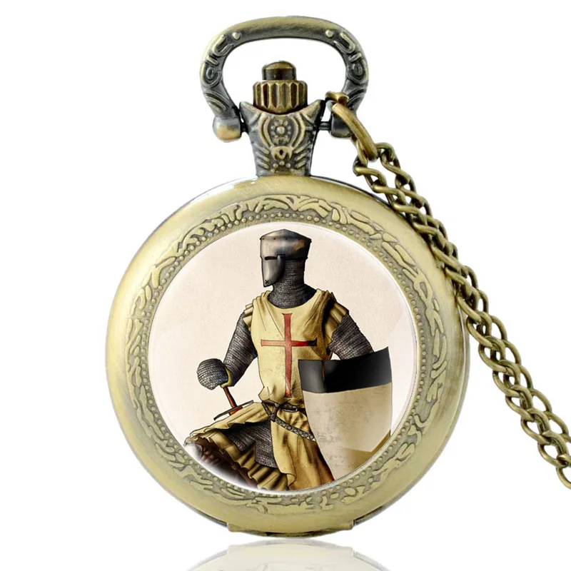 

Classic Retro Bronze Crusader Knight Glass Dome Pocket Watch Vintage Men And Women Quartz Necklace Pendants Jewelry Gifts