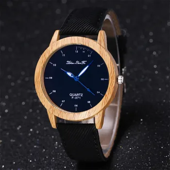 

Fashion Women's Watch Retro Design Women's Wooden Scale Dial Quartz Wrist Watch Frosted Leather Strap Watch Relogio Feminino
