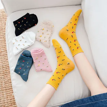 

Small Flower Socks women Korean Wind College Tide Versatile Bubble Mouth Autumn Winter Cute Funy Classic Socks Girl Floret New