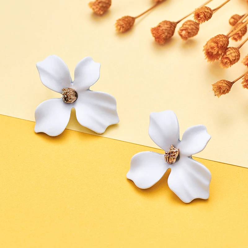 SHUANGR Sweet Jewelry Spray Paint Stud Earrings Flower Earrings Statement Trendy Brincos Gift for Girls Gift Pendientes
