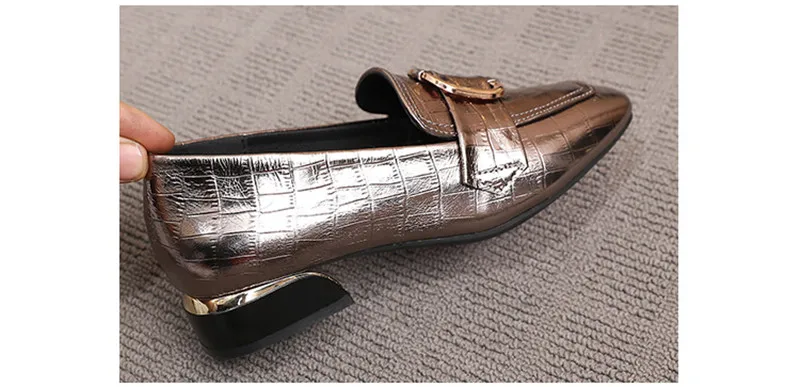 British Bright Patent Genuine Leather Pumps Oxford Shoes For Women 2020 Spring New Metal Thick Middle Heel Women's Loafers Shoes (8)