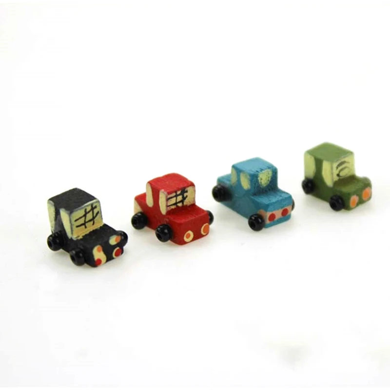 

4Pcs/set 1/12 Dollhouse Miniature Accessories Mini Wooden Car Simulation Vehicle Model Toys for Doll House Decoration