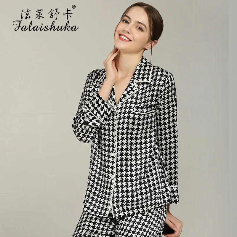 Рисунок 2 - Пижамный комплект женский из натурального шелка