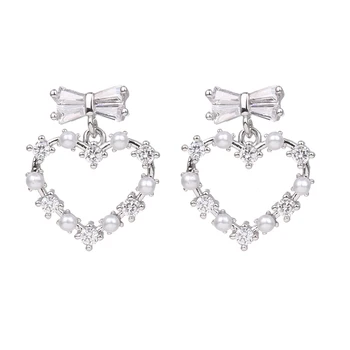 

Bettyue New Fashion AAA CZ Earring For Women Heart-shape With Shiny Pearl Light Luxury Jewelry In Bridal Wedding Party Gift