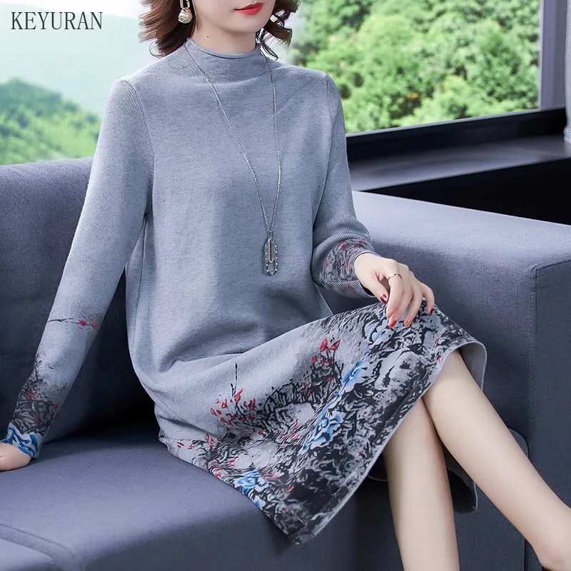Платье-Свитер Женское зимнее серое до колена с цветочным принтом | Женская одежда