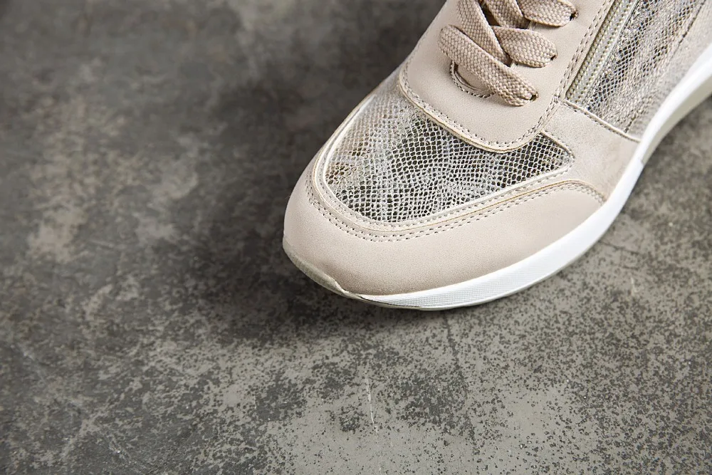 9332052508_1152145317