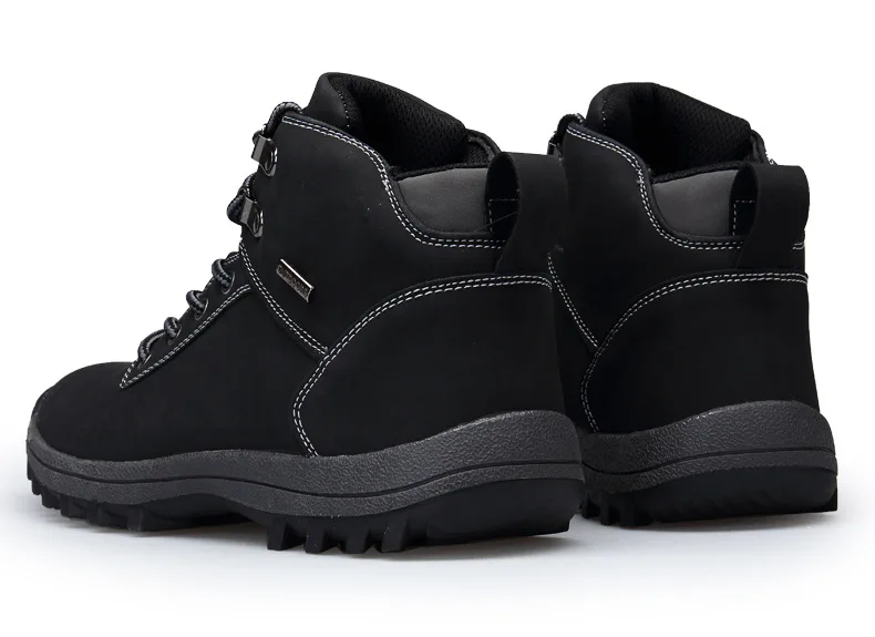 9446327293_938994084