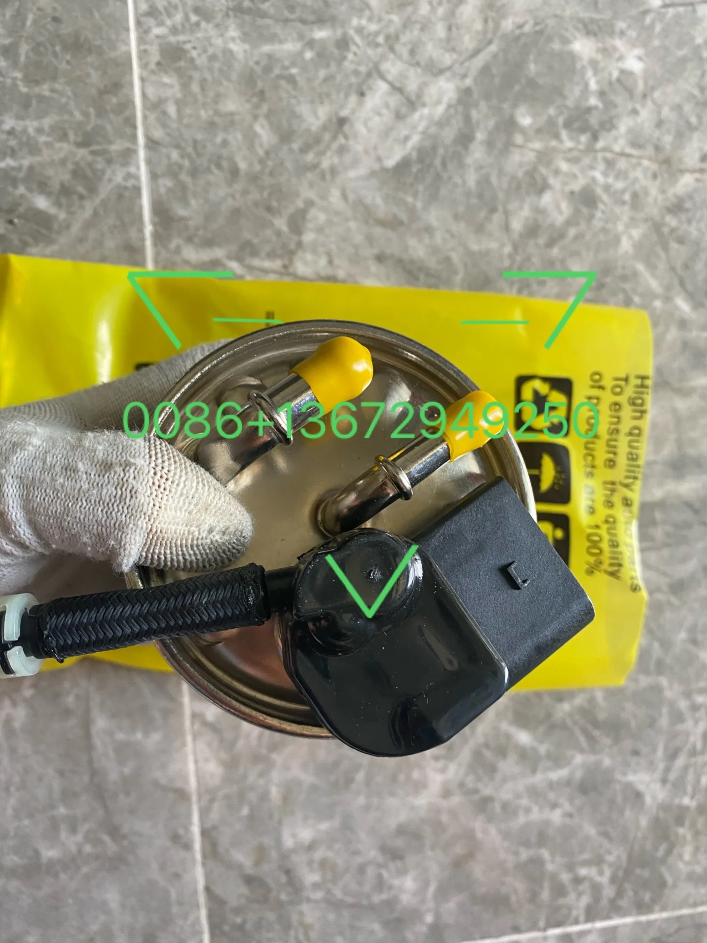 Fuel Filter Inline For W204 X204 S204 W212 V212 S212 W166 X166 E250 Replaces OE# 6510902852,6510901652 fuel filter water separator