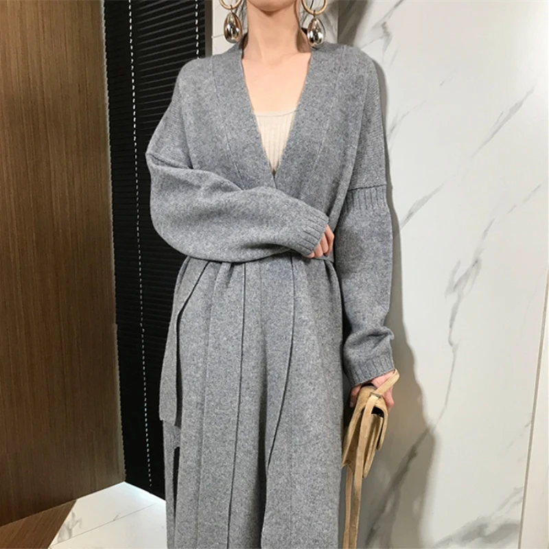 

European and American popular wool coat coat long V-neck full sleeve solid color lace women's sweater high-end fashion coat coat