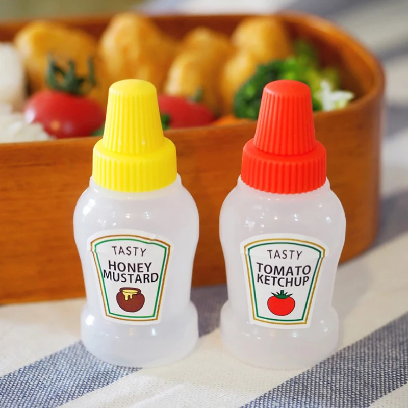 1PC 25ML Mini Tomato Gravy Boat Salad Dressing Oil Spray Bottle Ketchup Honey Mustard Portable Small Sauce Container 2