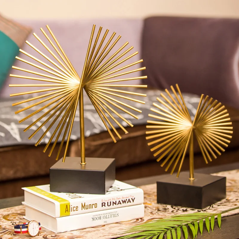 European Golden Abstract Sculpture Metal Crafts Retro Statues Art Ornaments Desktop Home Decoration Wedding Business Gifts European Golden Abstract Sculpture Metal Crafts Retro Statues Art Ornaments Desktop Home Decoration Wedding Business Gifts